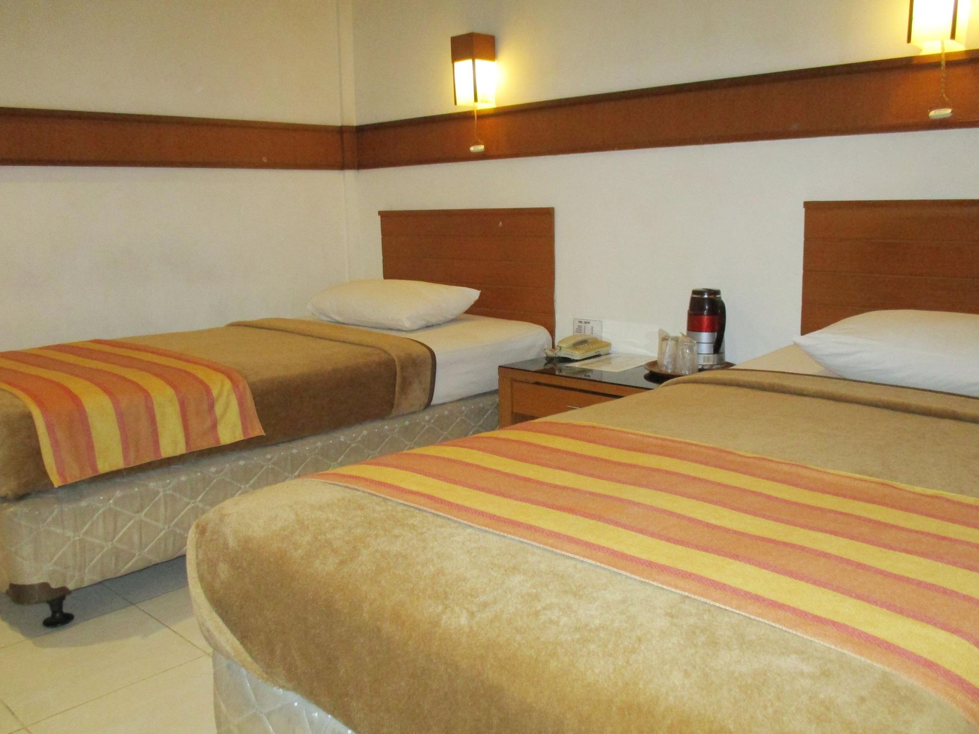 Hotel Caravan Tanah Abang Jakarta Luaran gambar