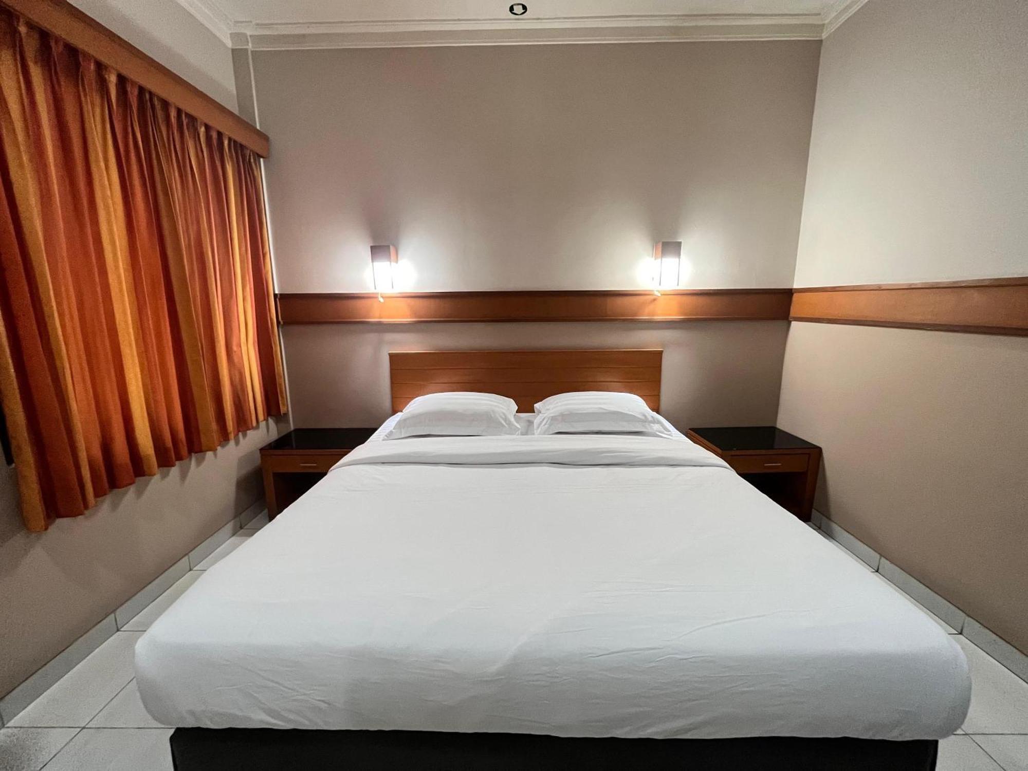 Hotel Caravan Tanah Abang Jakarta Luaran gambar