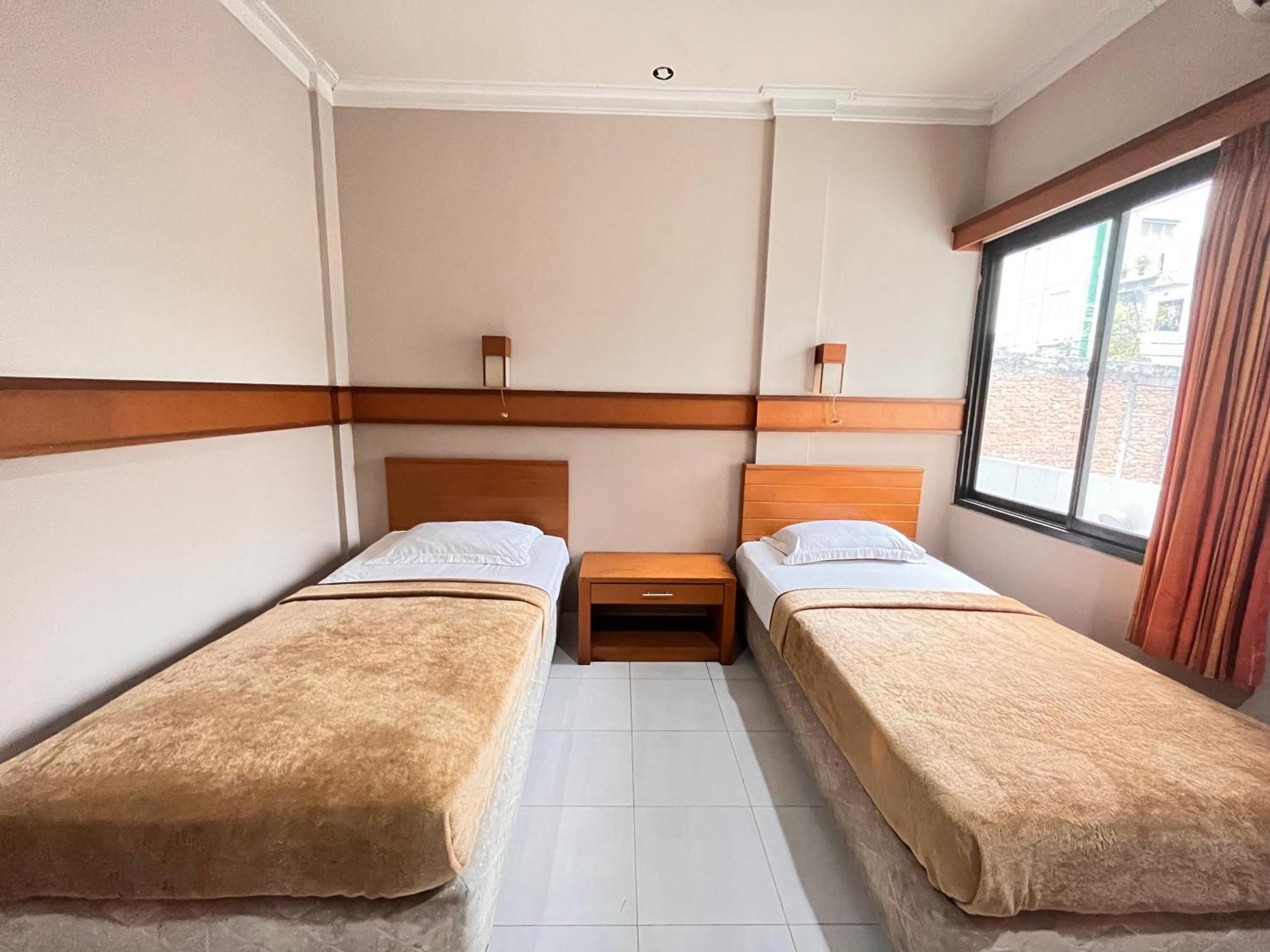 Hotel Caravan Tanah Abang Jakarta Luaran gambar
