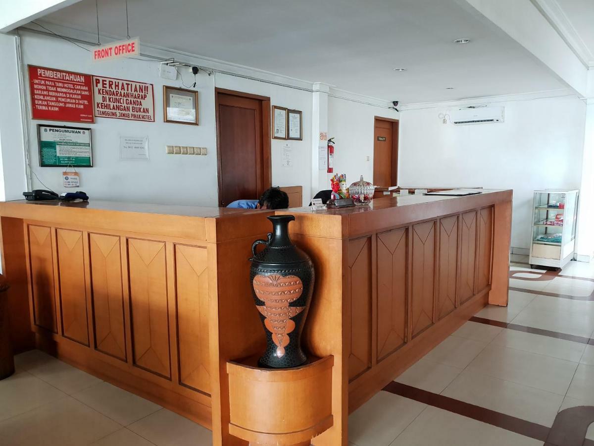 Hotel Caravan Tanah Abang Jakarta Luaran gambar