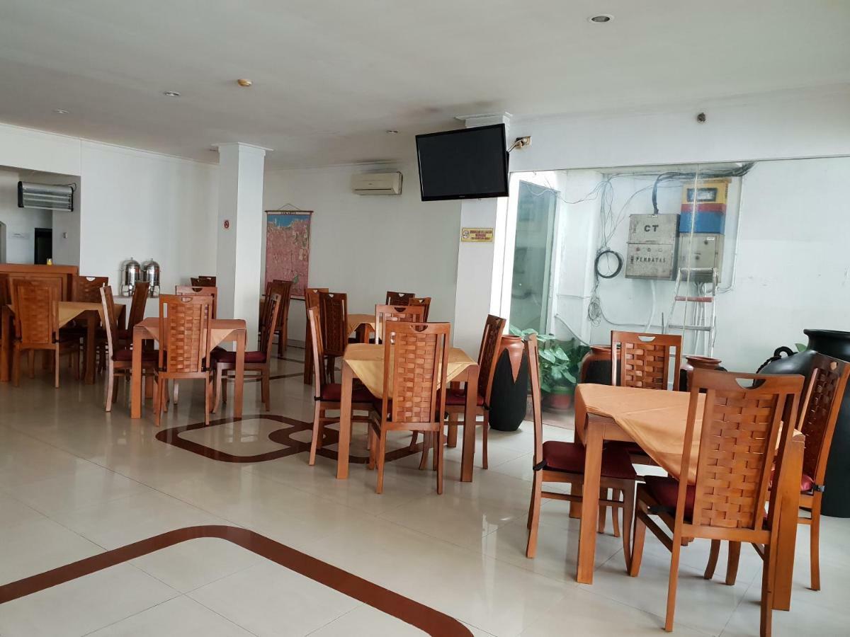 Hotel Caravan Tanah Abang Jakarta Luaran gambar